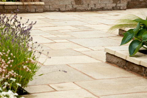<strong>Professional Patio Contractors</strong><br>Hertfordshire & Essex